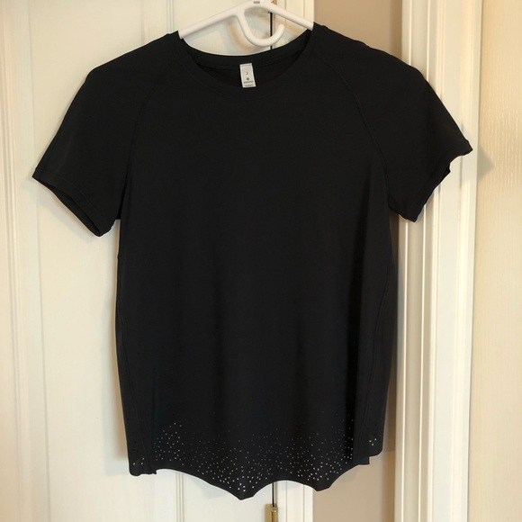 Lululemon Quick Pace Short Sleeve - Picture 2 of 7